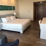 Satama Hotel