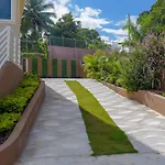 Tropical Luxury Dreams