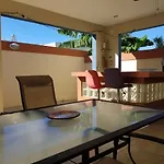 Tropical Delightful Guest Studio