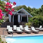 Beachcombers Hotel