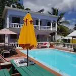 Almond Tree Villa & Apartments