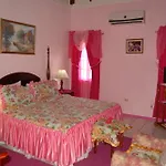 Pinkhibiscus Guest House