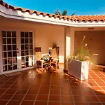 Karibu Aruba Boutique Hotel