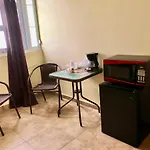 Tio Pepe\'S Guest House