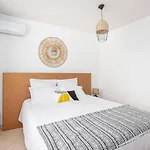 Appart Hotel Martinique - Mellow Yellow