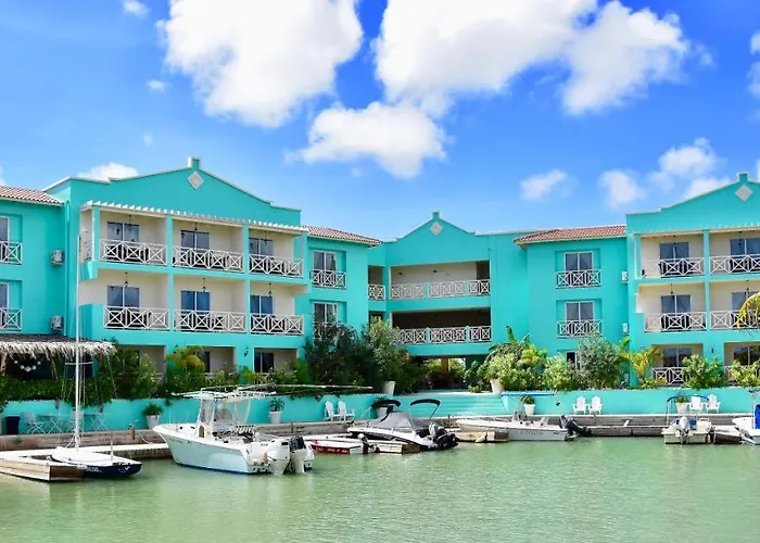 Ocean Breeze Boutique Hotel & Marina