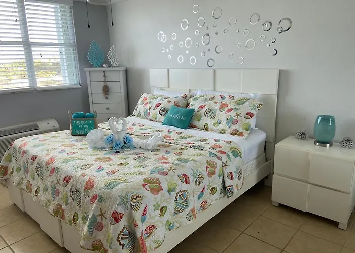 Luxury Ocean View Apartment