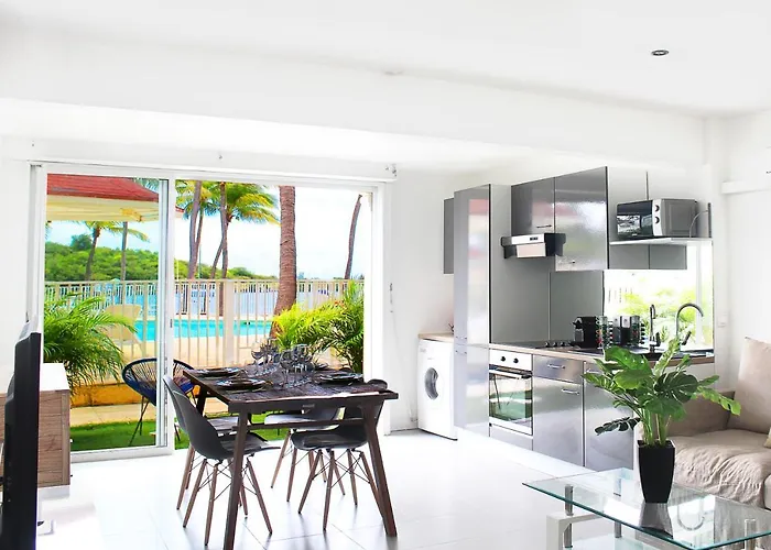 Blue Vista - 1 Bedroom Condo In Nettle Bay