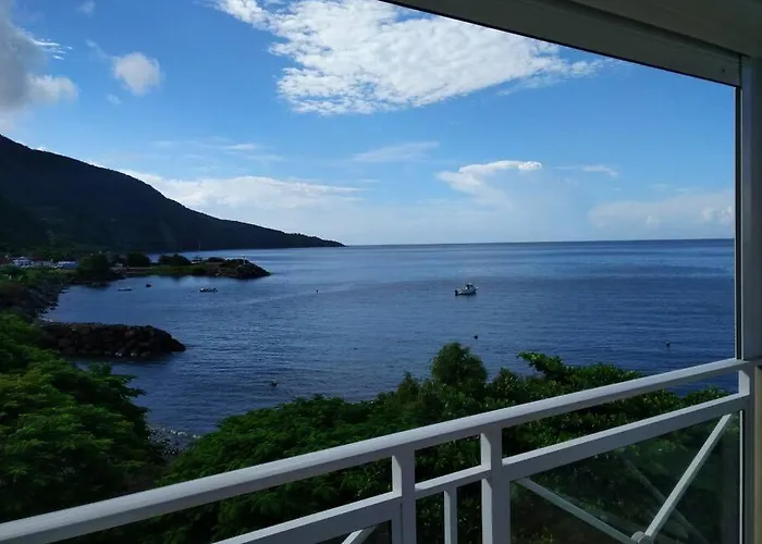 Bel Appartement Avec Piscine, Face A La Mer
