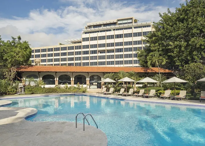 El Embajador, A Royal Hideaway Hotel