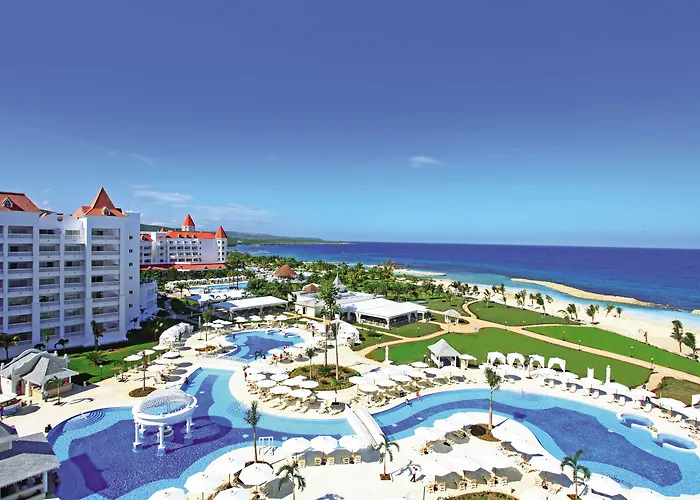 Bahia Principe Luxury Runaway Bay (Adults Only)
