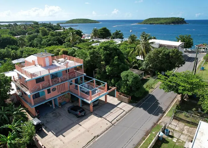 Esperanza Inn Guesthouse (Adults Only)