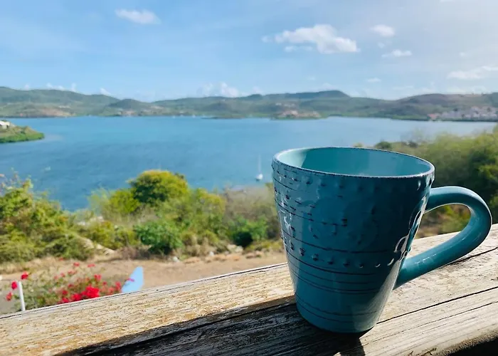 Coqui Beach Home, Culebra