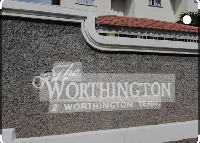 Modern Apartment At The Worthington