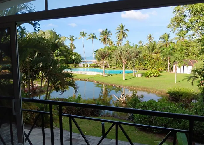 Newly Renovated Seaside Oasis At Bonita Village