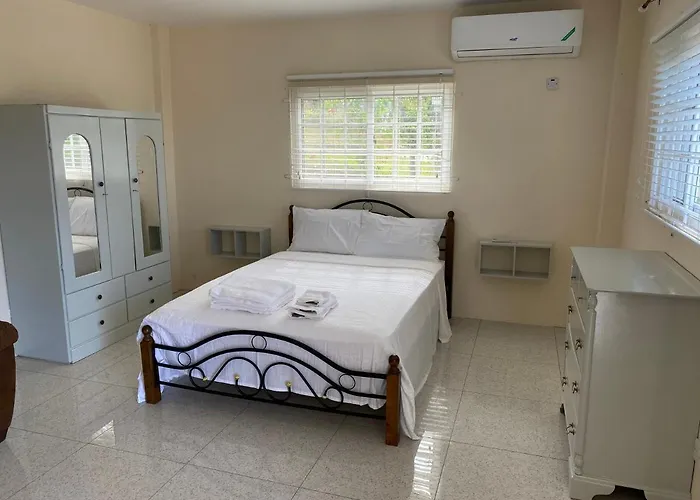 Studio Flat