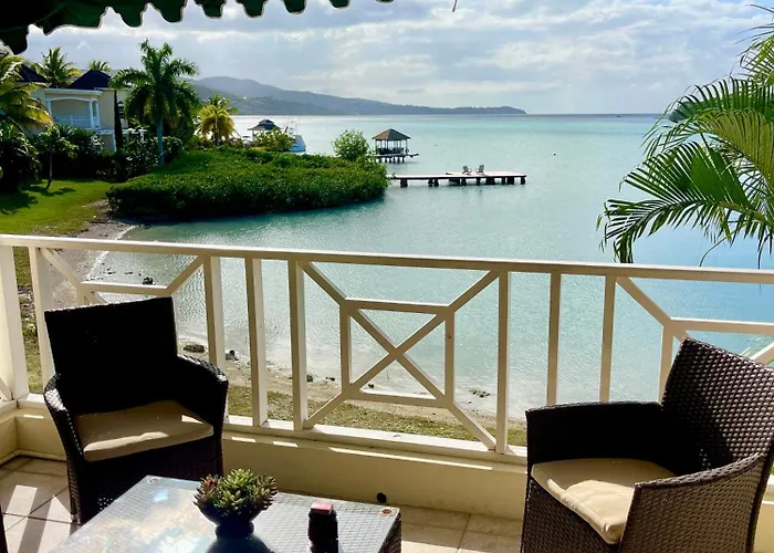 Luxury Apartments And Rooms,The Lagoons