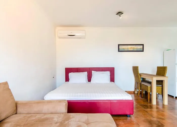 Studios With Beautiful Sea View