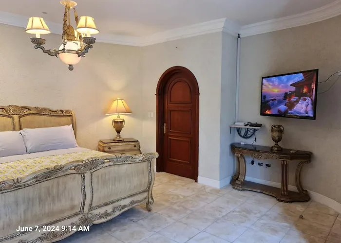 Sandpiper Beach Apartments