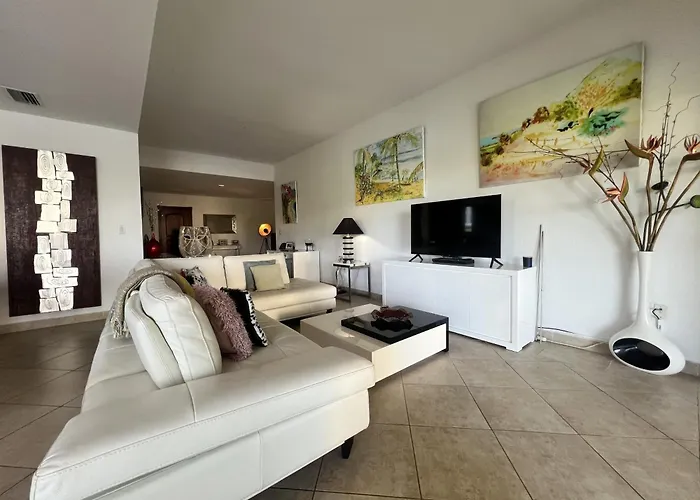 Luxury Marina & Sea View Condo At Porto Cupecoy St Maarten
