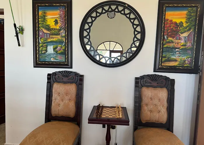 Ocean Breeze Villa Carismar