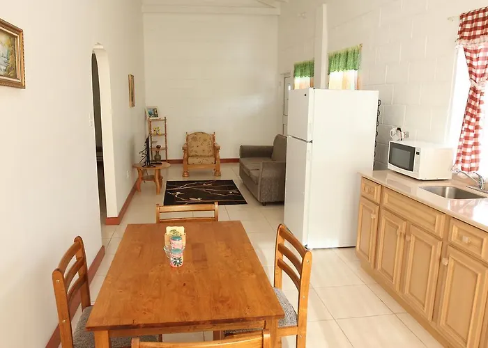 Date Palms Apartments