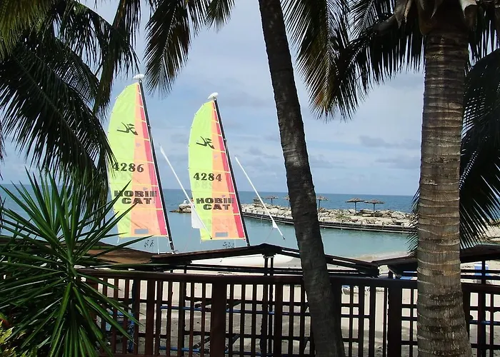 Northshore Seaside Suites