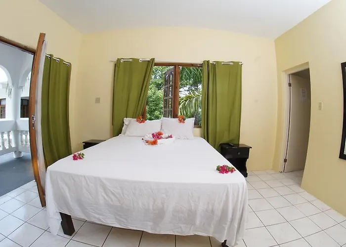 Pure Oasis Resort