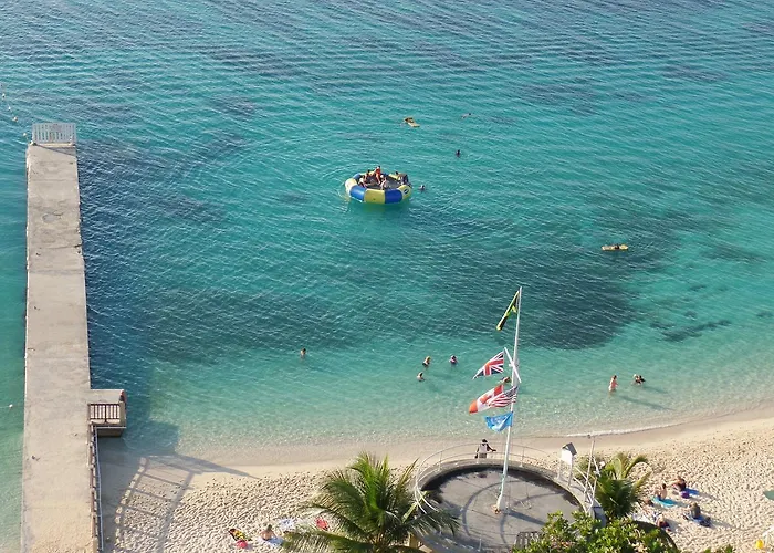 Coral Reef Beach Suite @ Montego Bay Club Resort