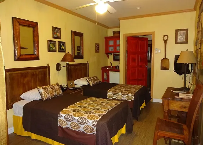 Coblentz Inn Boutique Hotel