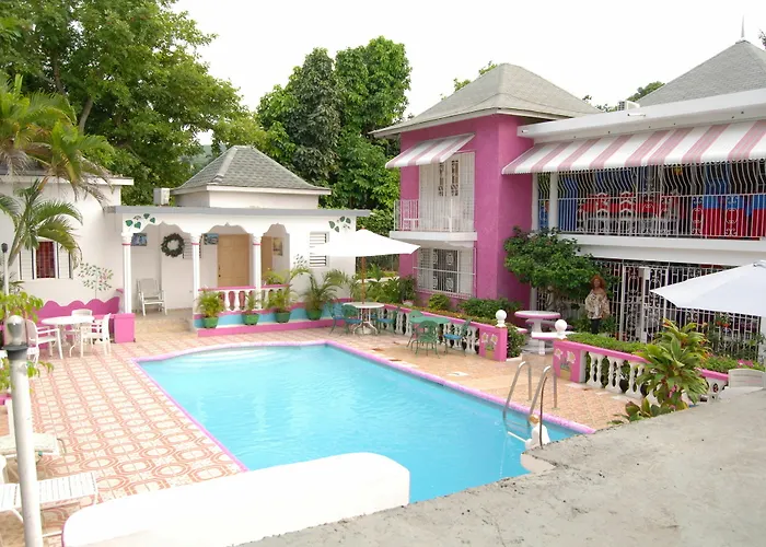 Pinkhibiscus Guest House