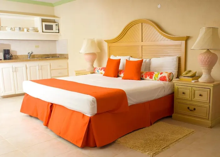 Golden Sands Hotel