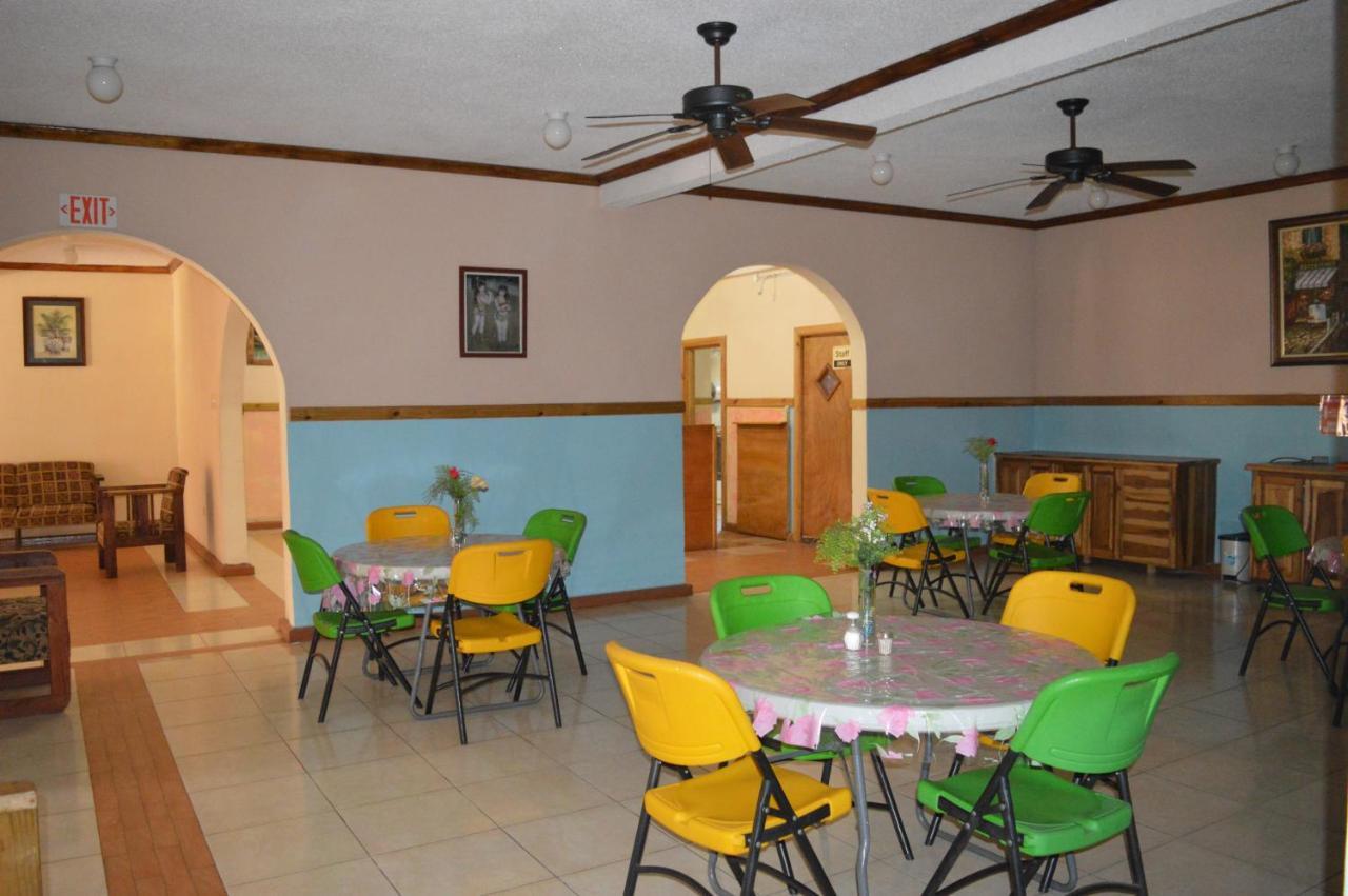 Casa De Shalom Hotel 3*