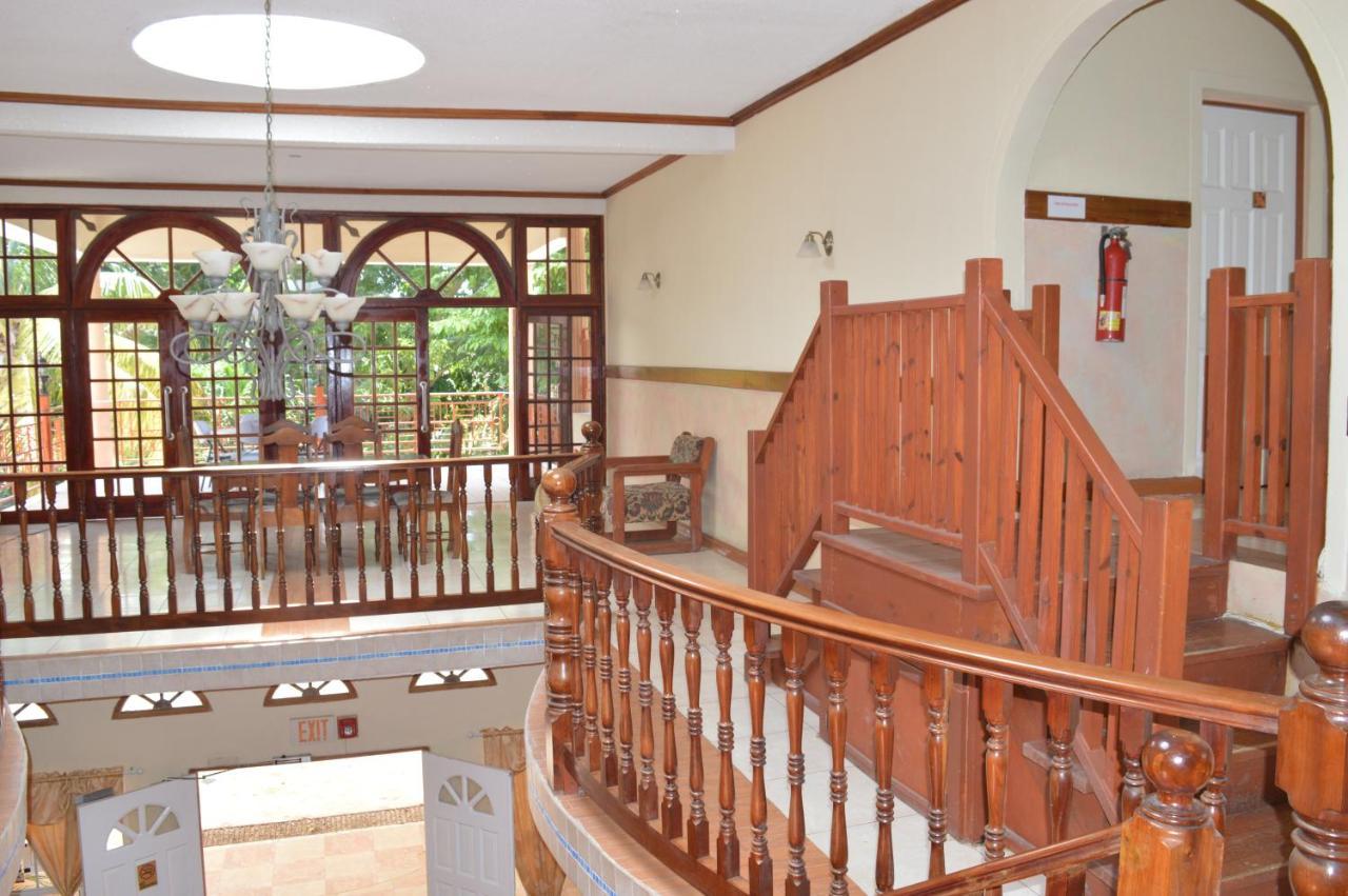 Casa De Shalom Hotel