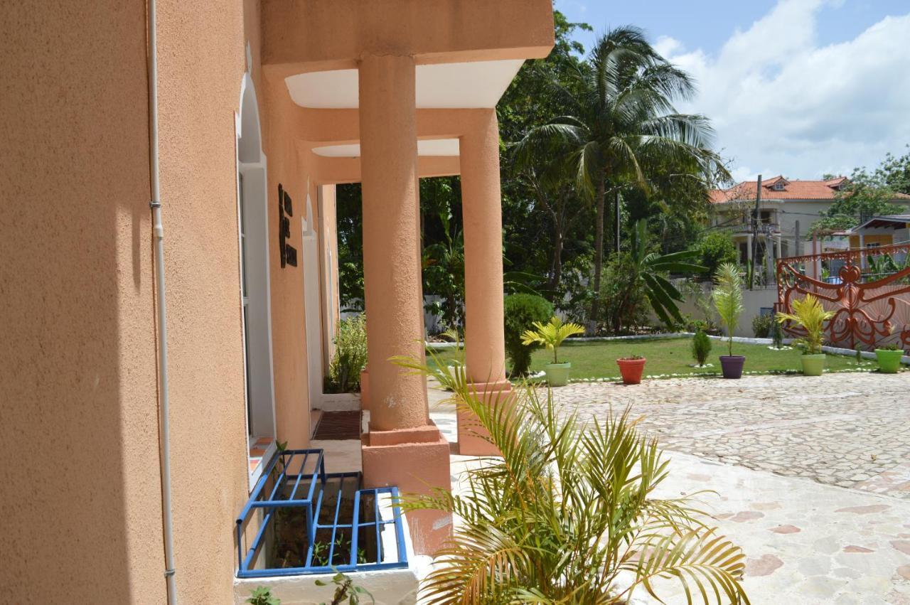 Hotel Casa De Shalom