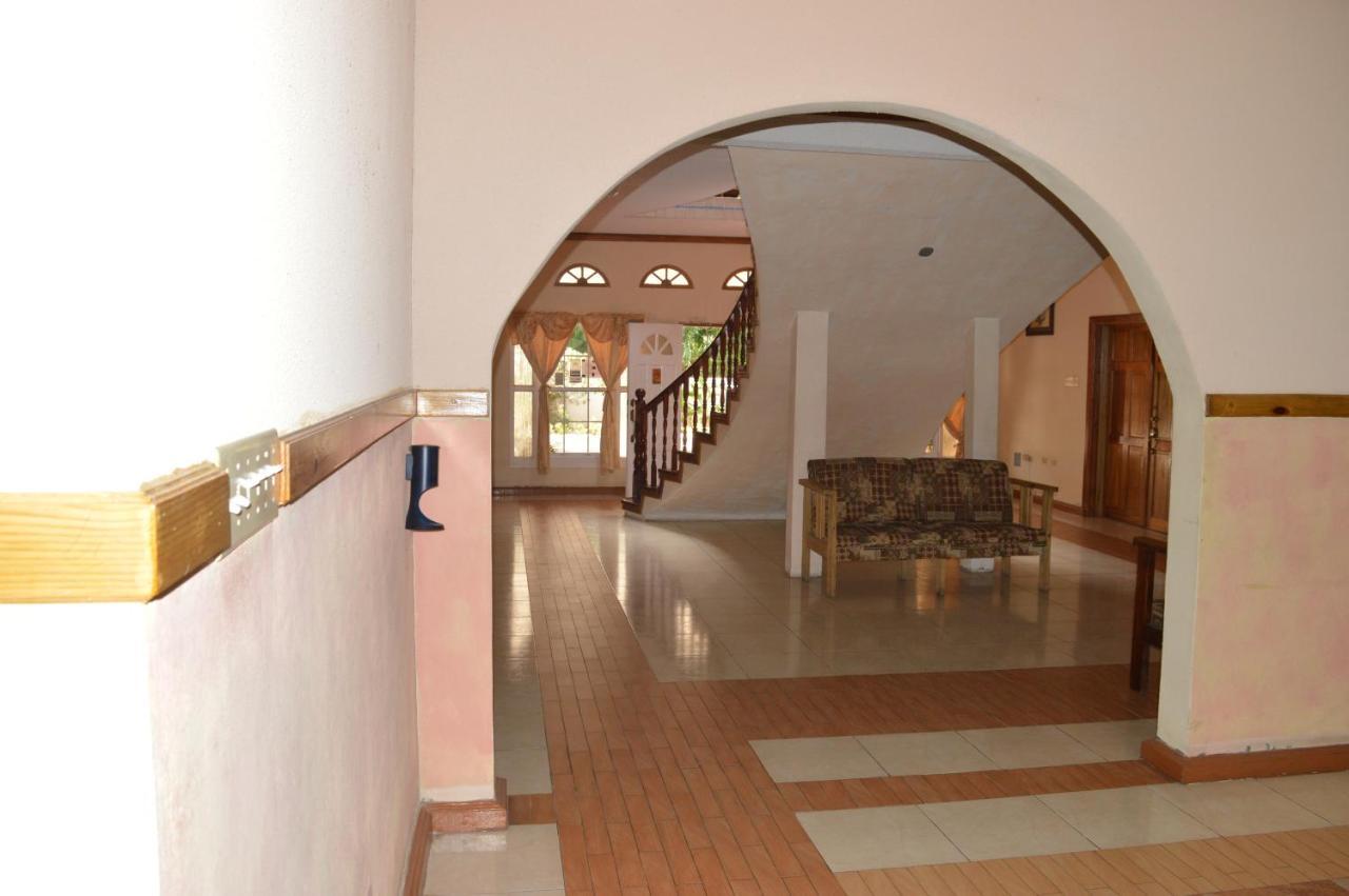 Casa De Shalom Ocho Rios