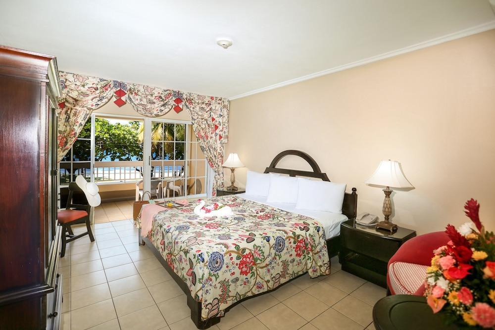 Hotel On The Ocho Rios
