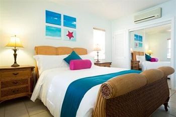 At Pensão Grace Bay