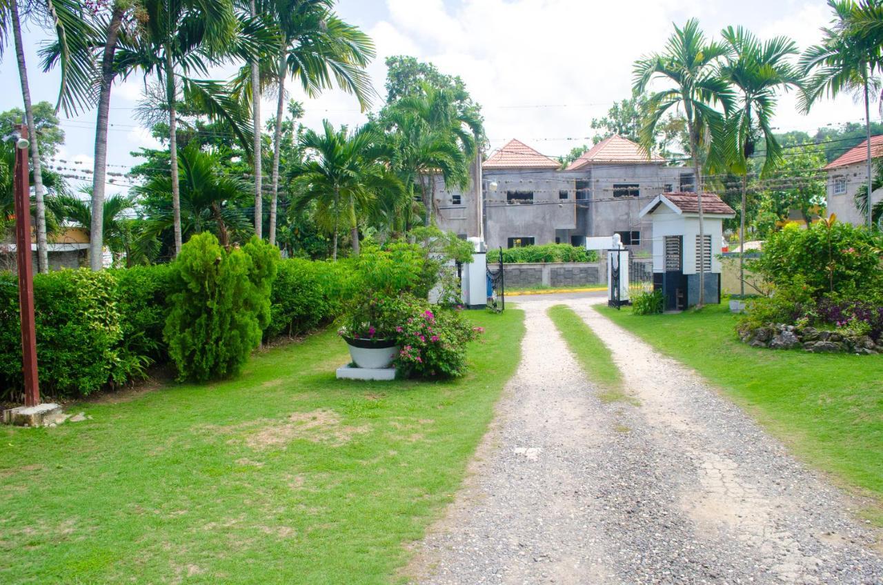 Guest house Little Shaw Park Ocho Rios