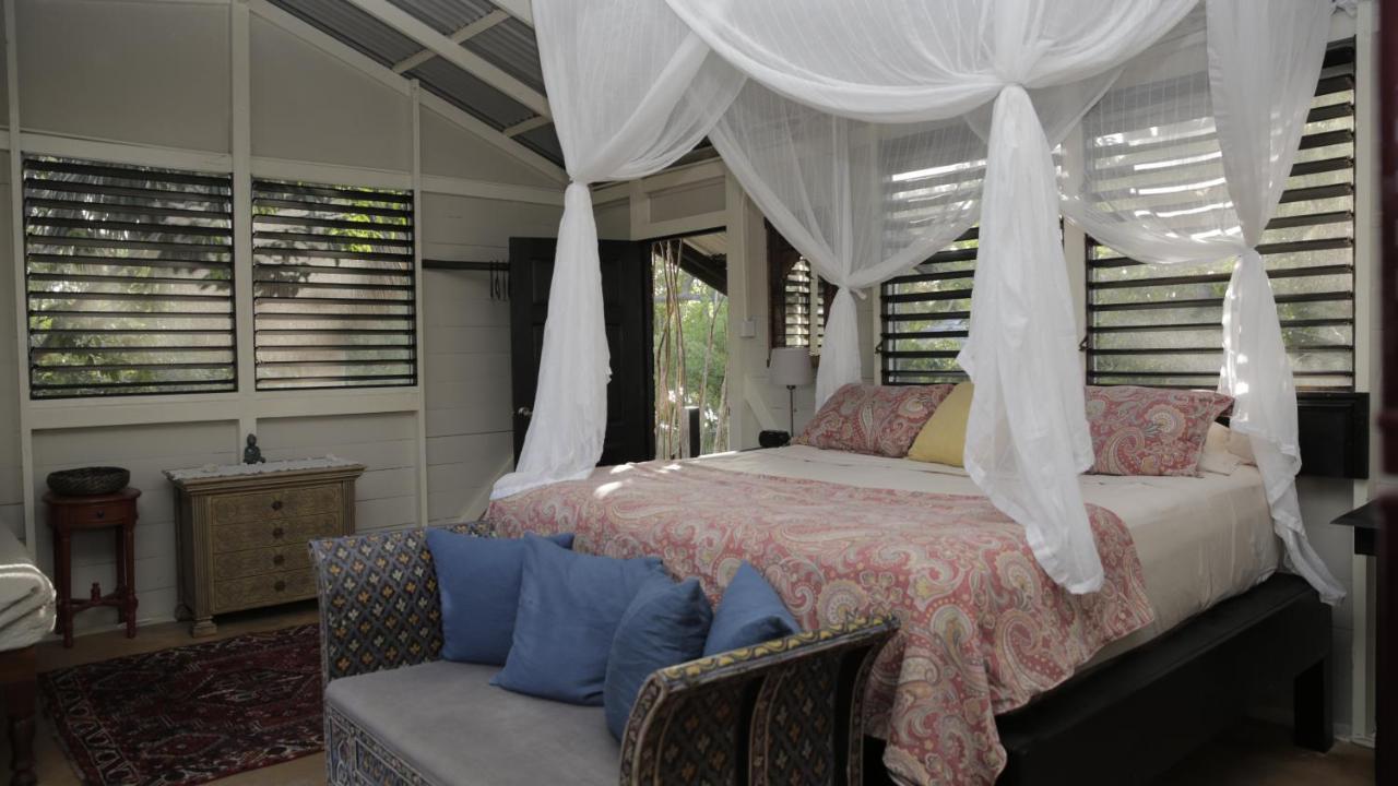 Hotel Katamah Beachfront Guesthouse