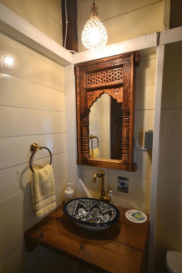 Katamah Beachfront Guesthouse Treasure Beach