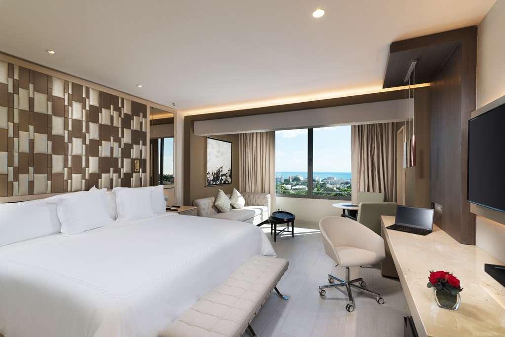 El Embajador, A Royal Hideaway 5*