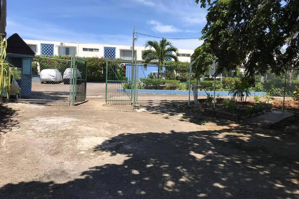 Contemporary Ocean View 2bed Carib