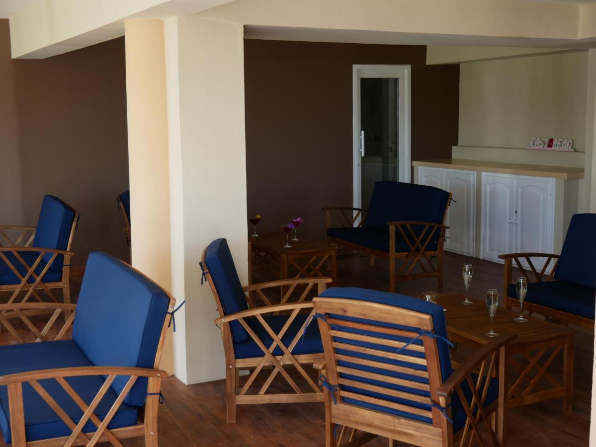Costarena Beach Hotel 3*