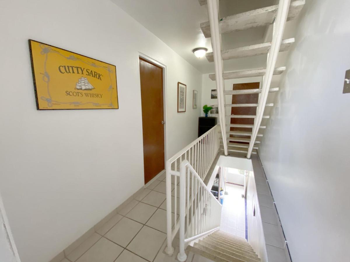 Villa Paradigm *