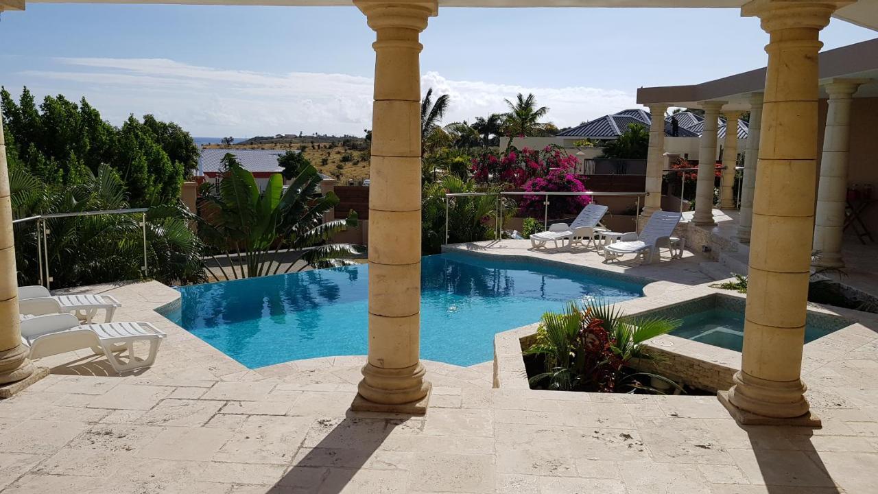 C'renity Villa