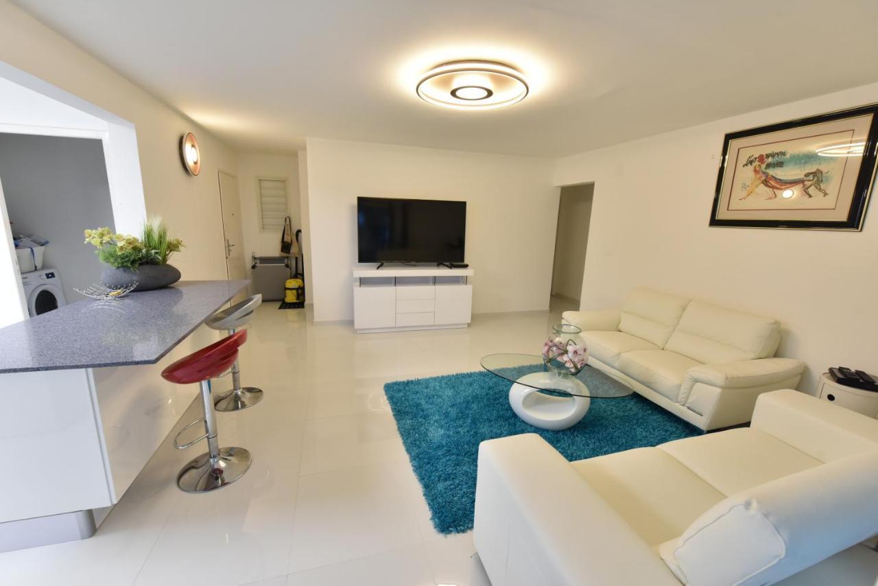 Apartment Eden Blue Vue