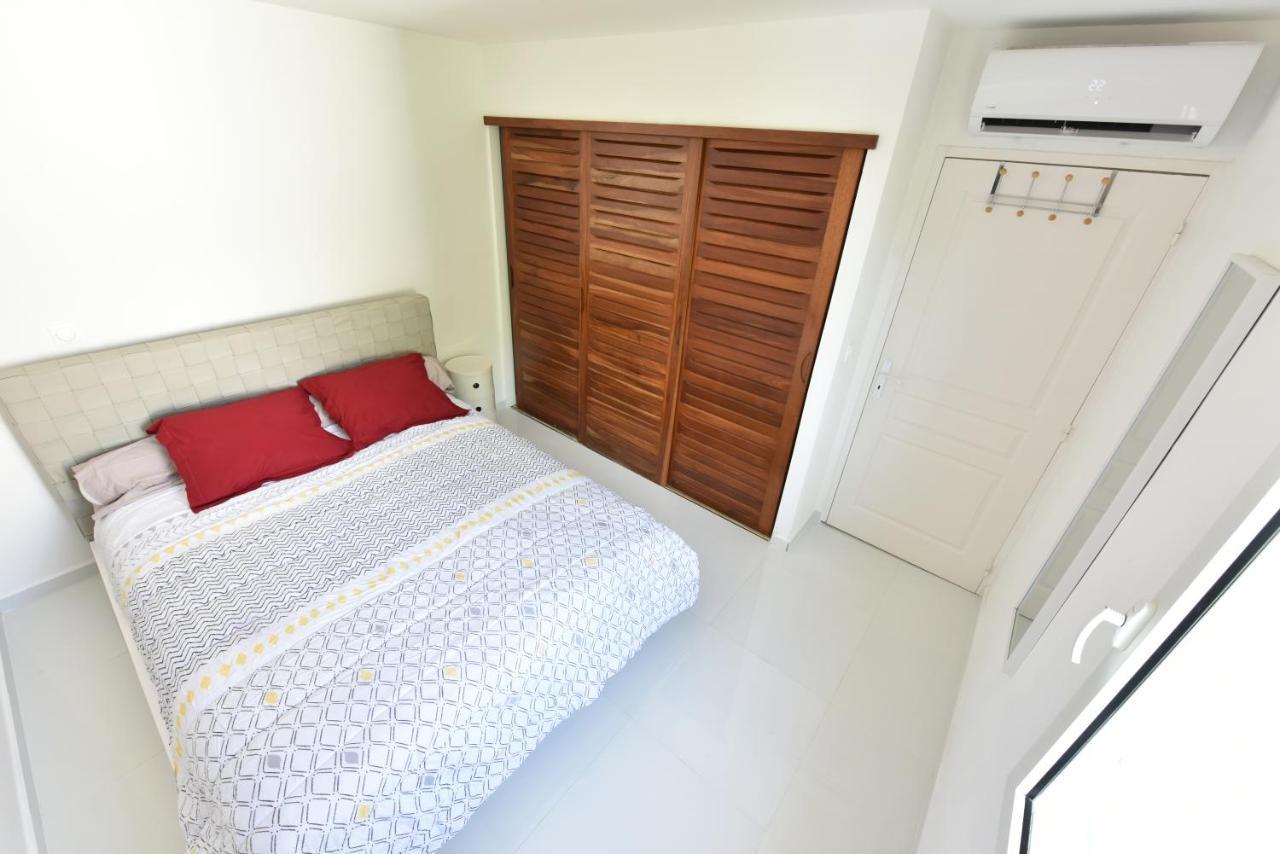 Apartment Eden Blue Vue Sainte-Anne (Grande-Terre)