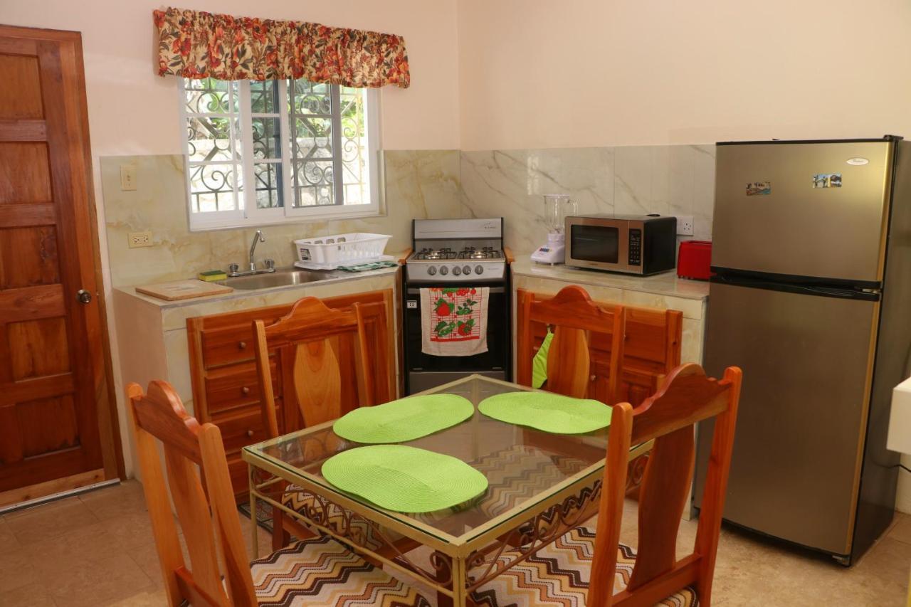 Guest house The Stoney Gate Negril