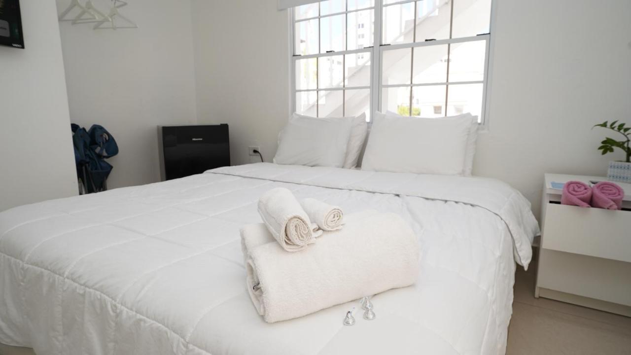 The Pelican Poshtel 3* San Juan